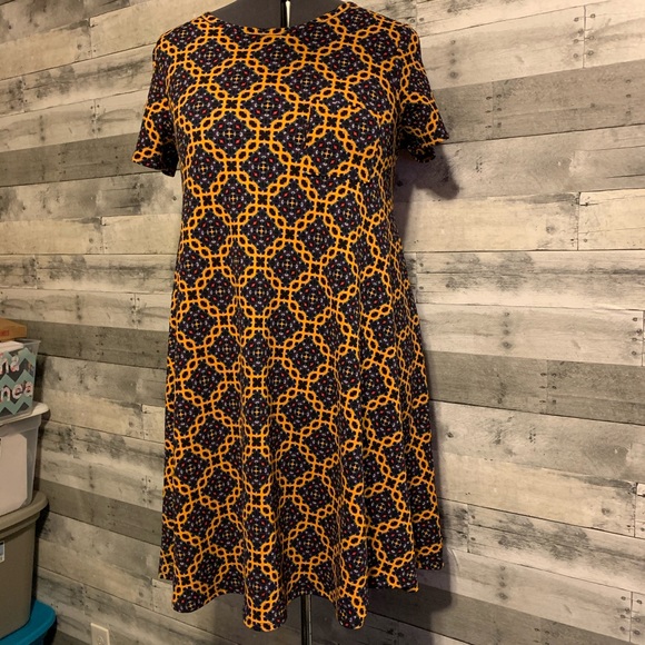 LuLaRoe Dresses & Skirts - LuLaRoe L jacquard Carly